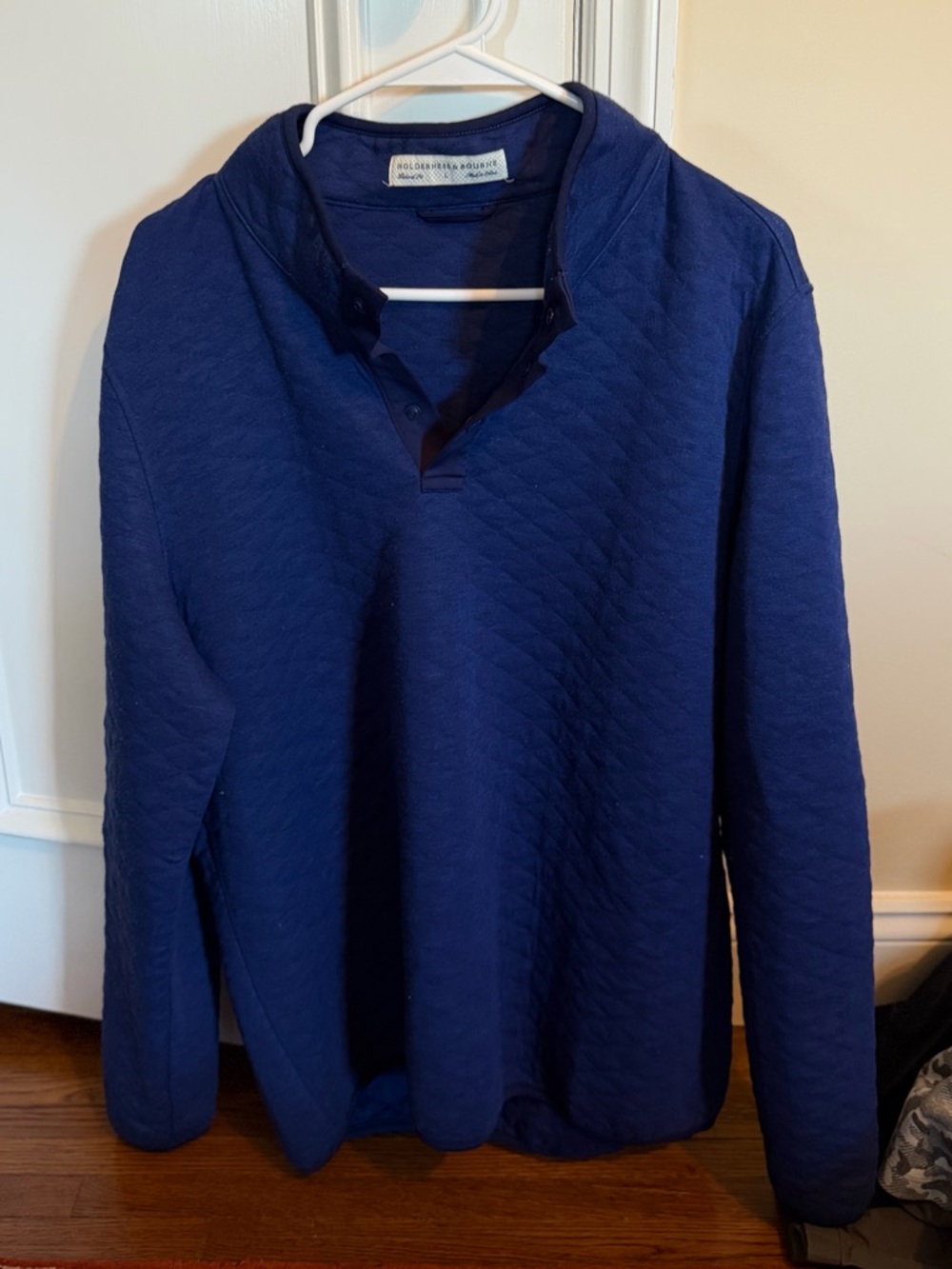 Holderness & Bourne Blue Henley Pullover